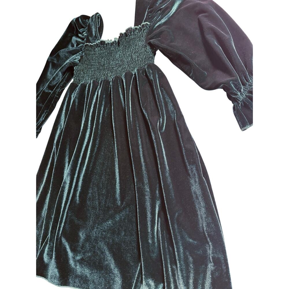 Girls Dark Green Velvety Dress Square Neck Smocked Neck Bodice Christmas Holiday